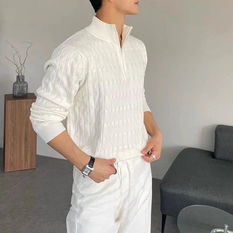 ZIPPED WHITE SWEATER